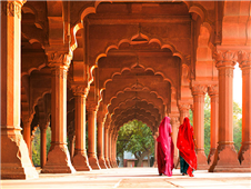 Cuadro canvas women in traditional dress india