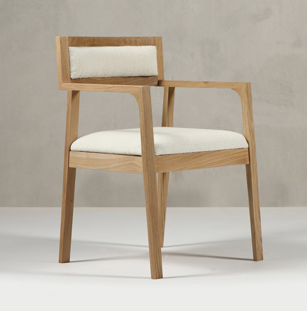 Silla de roble maciza tapizada Ivy