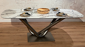 Mesa de comedor porcelánico de 180 Victory Tonin Casa