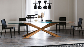 Mesa de comedor base de madera Spyder Cattelan